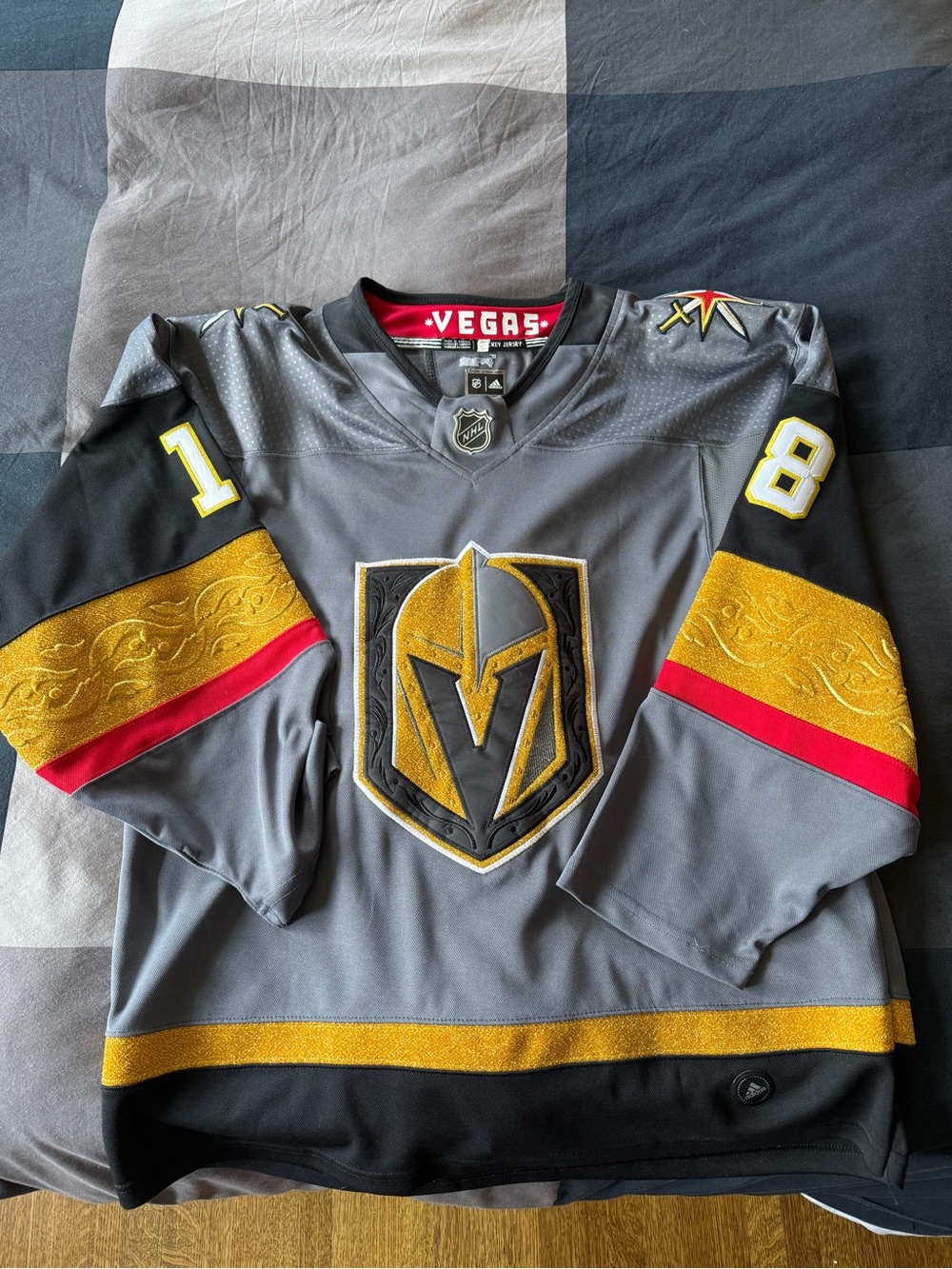 Vegas Golden Knights NHL Hockey Jersey - James Neal Inaugural Season Gray & Gold
